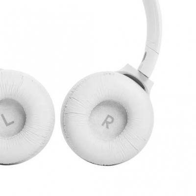 JBL Wireless On-Ear Headphones in White - Tune 510BT (W)