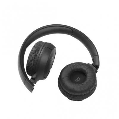 JBL Wireless On-Ear Headphones in White - Tune 510BT (W)