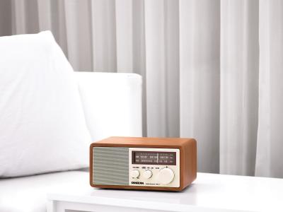 Sangean FM / AM Analog Wooden Cabinet Receiver - WR-11 (Wnt)